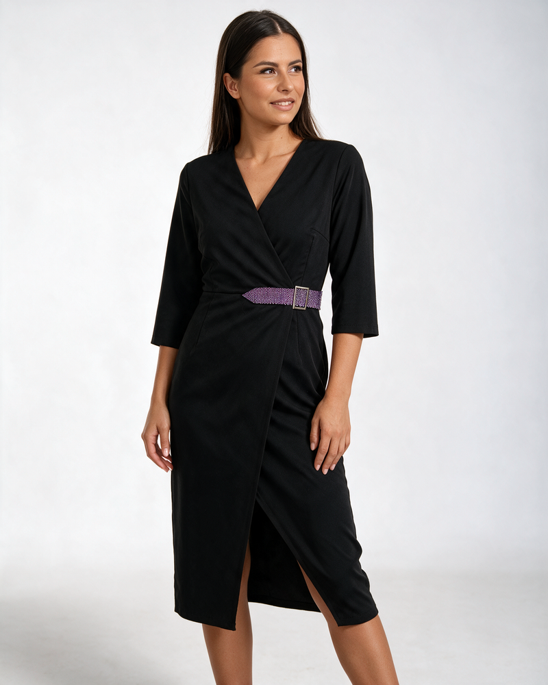 Crna midi haljina na preklop sa kaišem od kristala