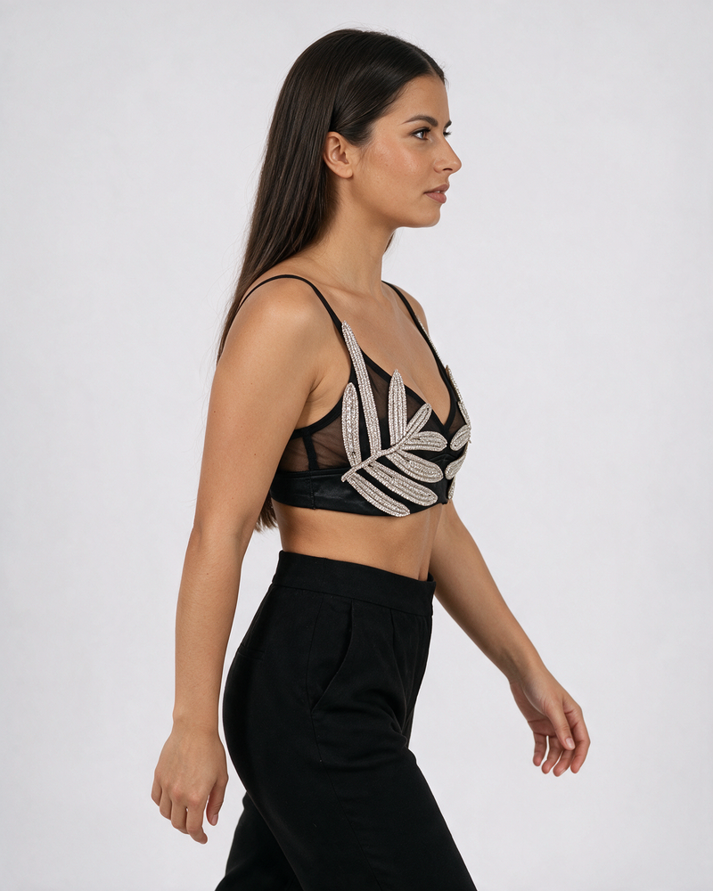 Crni bralet top sa listovima od kristala