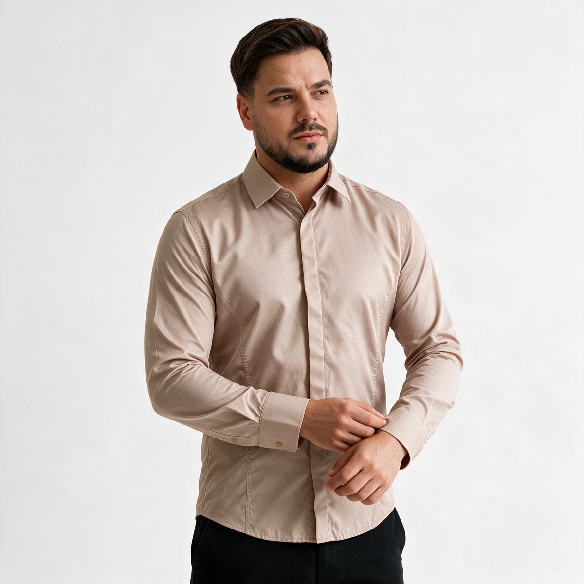 Bež muška košulja — slika 2