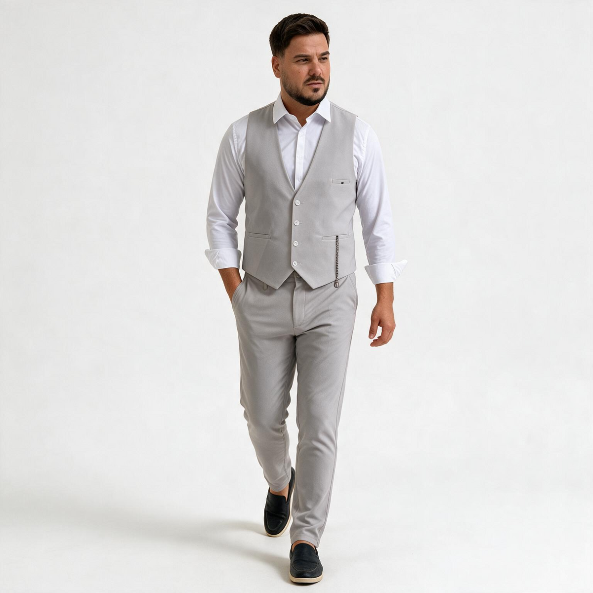Dvodelno svetlo sivo odelo - prsluk i pantalone — slika 1
