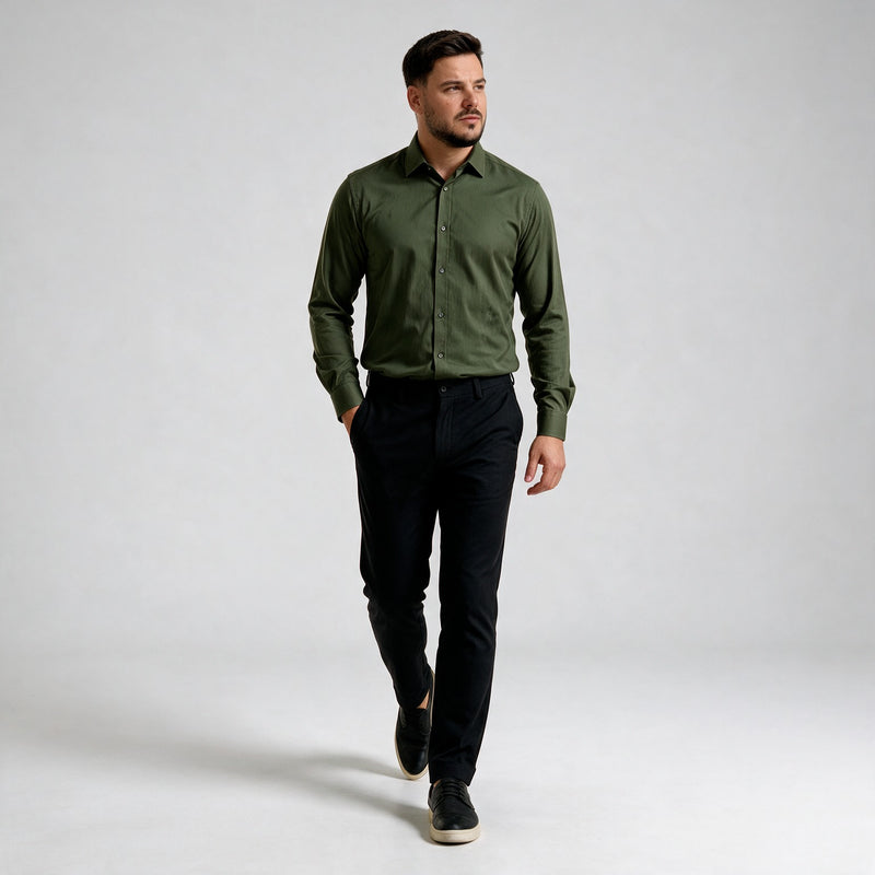 Maslinasto zelena slim fit muška košulja sa diskretnim linijama