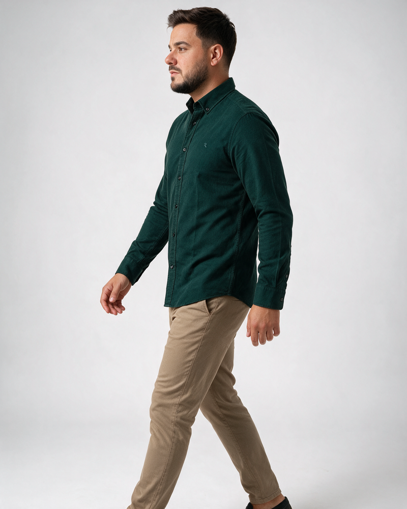 Tamno zelena slim fit muška košulja sa kragnom na dugmiće
